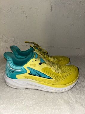 Altra torin 7 Yellow and Teal Athletic Running Shoes